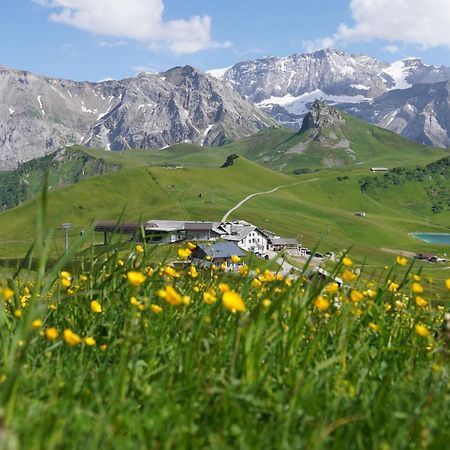 Berghotel Hahnenmoos Adelboden Exterior foto
